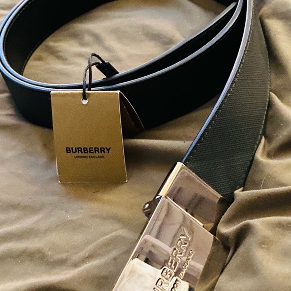 Brand new Burberry belt with tag - Picture 6 of 8